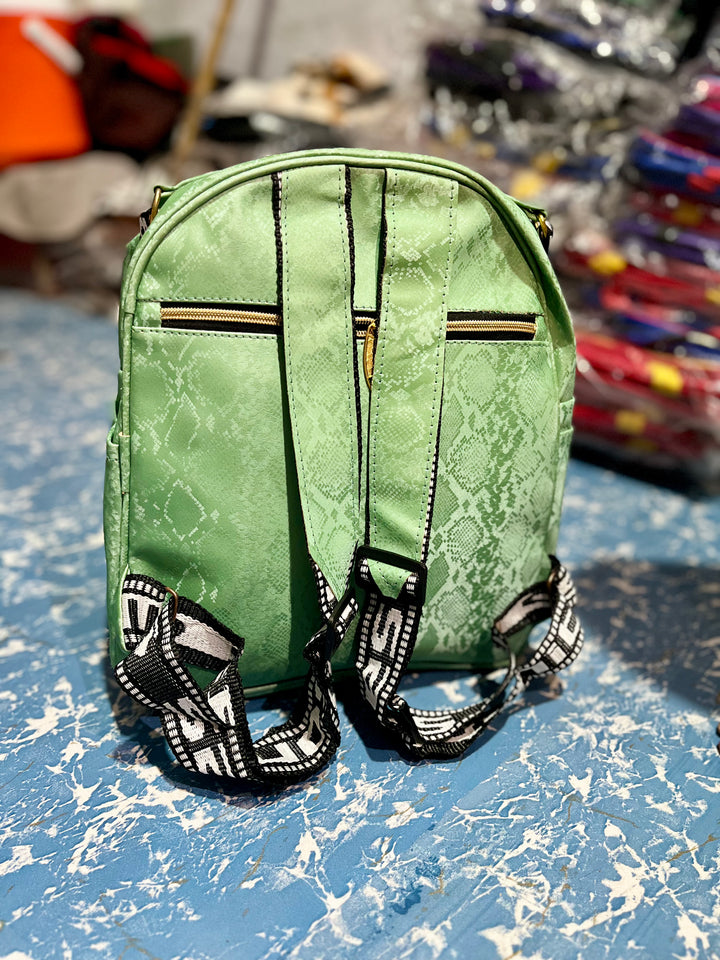 Prada Luxury Bag with Pure Foam Buckle